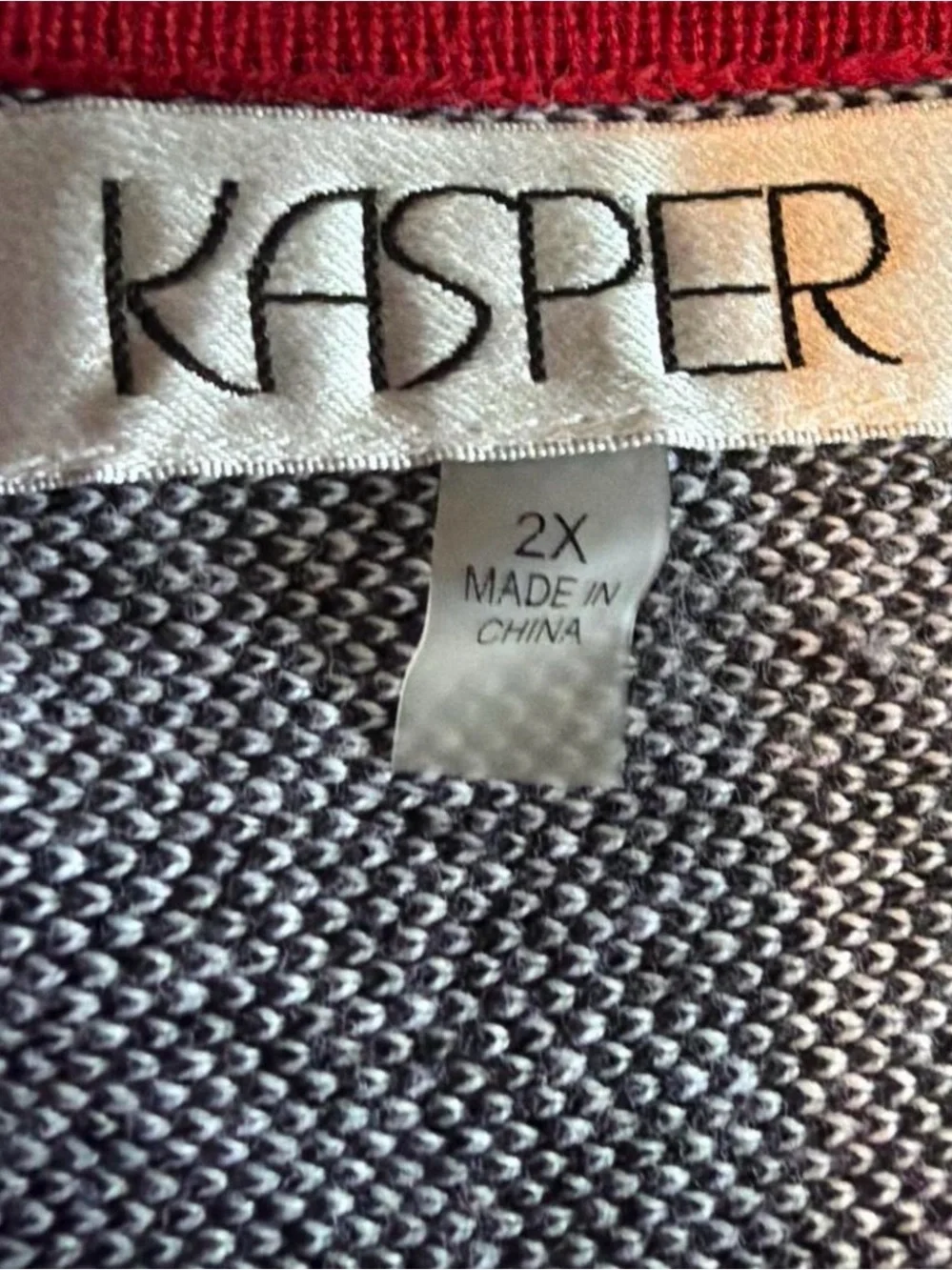 Women’s 2X cardigan by KASPER. Black/red/gray spacious plaid, cotton blend.